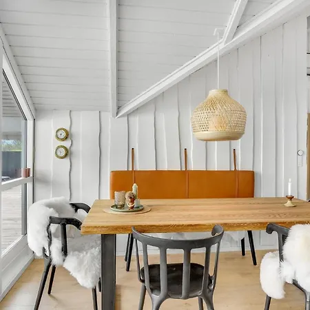 Holiday home Awesome In Bjert With House Sea View *